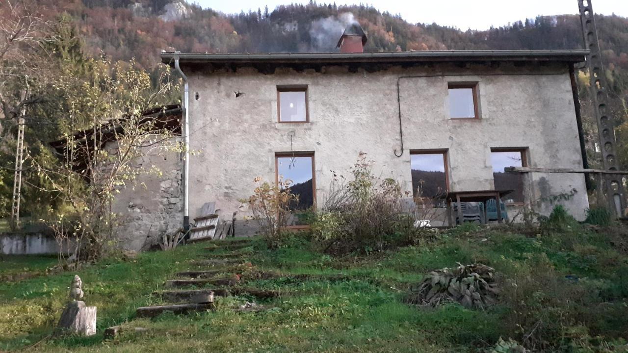 Vila Maison Chaleureuse Et Ecologique Coyriere Exteriér fotografie